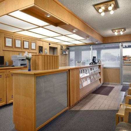 Skyview Swift Current酒店 外观 照片